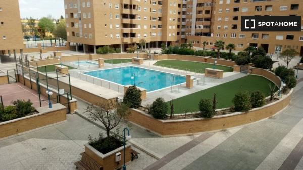 Quarto em apartamento compartilhado em Zaragoza