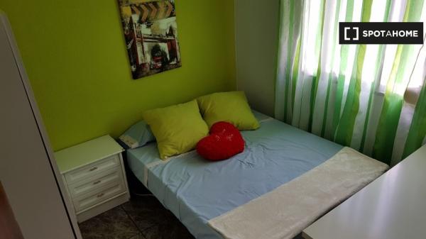 Habitación en piso compartido en Alcalá De Henares