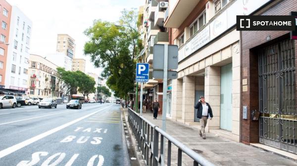 Habitación en piso compartido en Sevilla