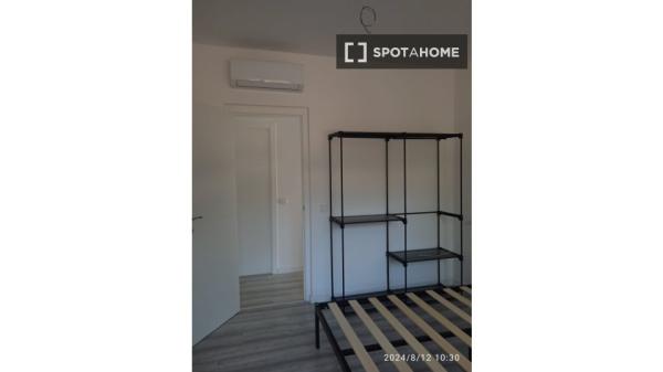 Zimmer zu vermieten in 5-Zimmer-Wohnung in Foners, Palma