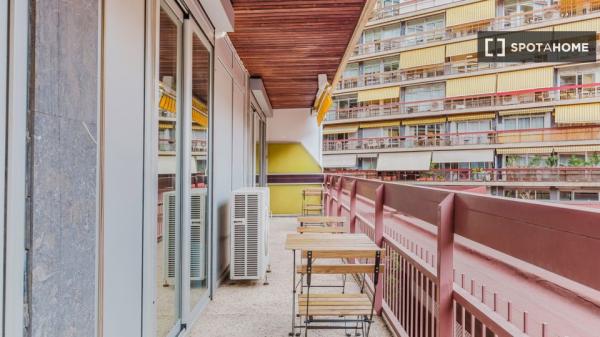 Apartamento de 3 dormitorios en alquiler en Barcelona