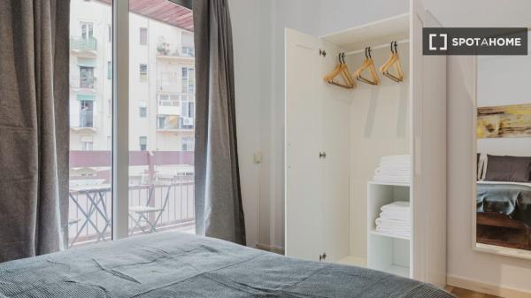 Apartamento de 3 dormitorios en alquiler en Barcelona