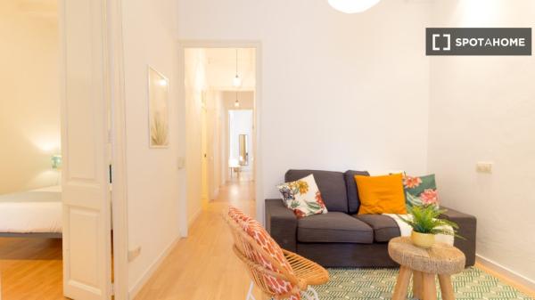 Apartamento entero de 3 habitaciones en Barcelona.