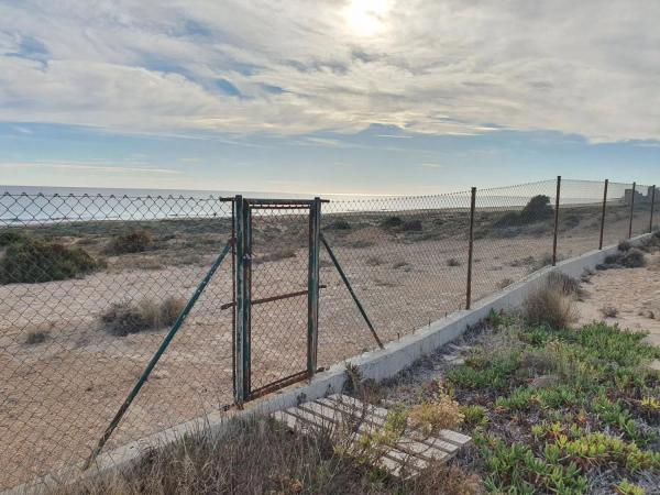 Casa independiente en paseo Tomás Dura