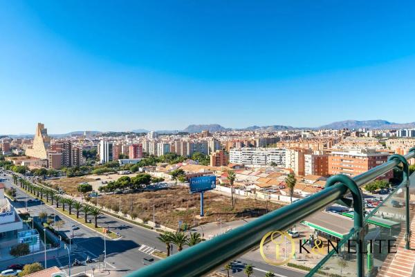 Ático en avenida de Dénia