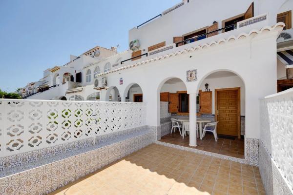 Chalet adosado en ronda José Samper García