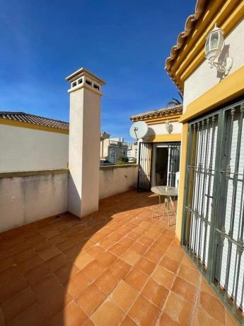 Casa independiente en calle Manuel Fernández, 33