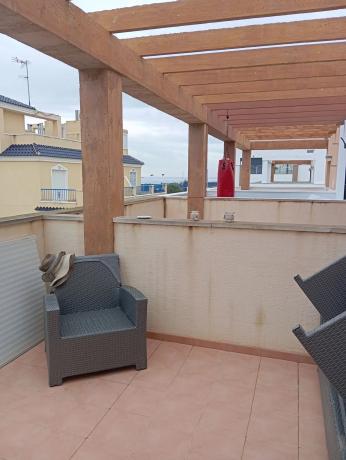 Chalet adosado en calle Corts Valencianes, 128