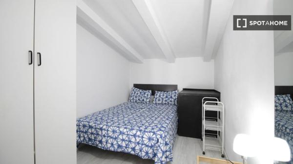 Apartamento en alquiler en Puerta del Ángel, Madrid