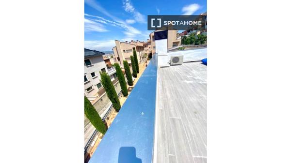 Apartamento entero de 2 dormitorios en Barcelona.