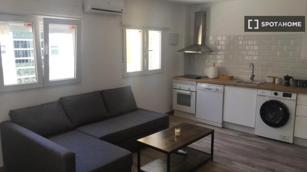 Piso de 1 dormitorio en alquiler en Málaga