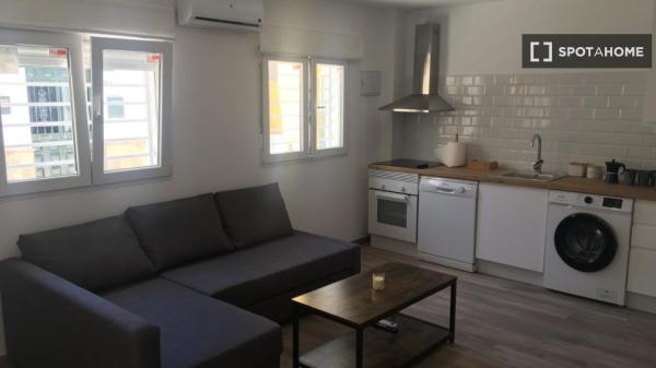 Piso de 1 dormitorio en alquiler en Málaga