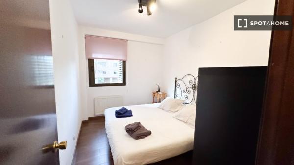 Piso de 3 Habitaciones en C. de la Villa de Marín, Fuencarral