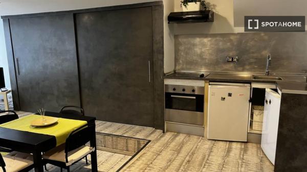 Apartamento de 2 quartos para alugar em Salamanca, Madrid