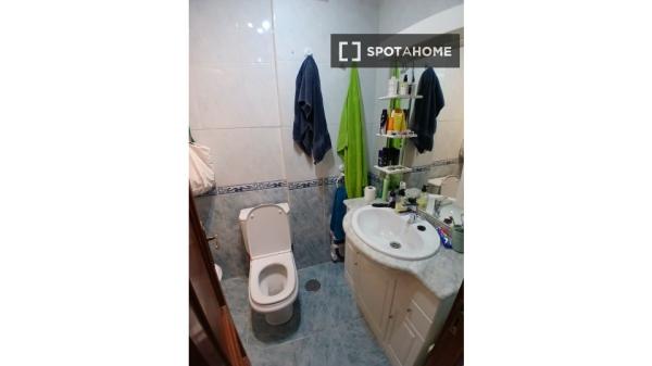 Apartamento de 2 quartos para alugar em Latina, Madrid