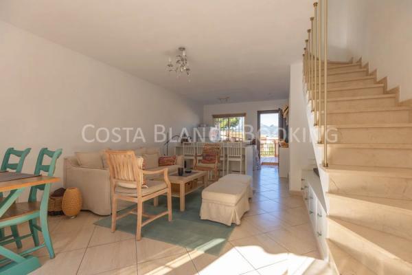 Chalet adosado en calle Badia