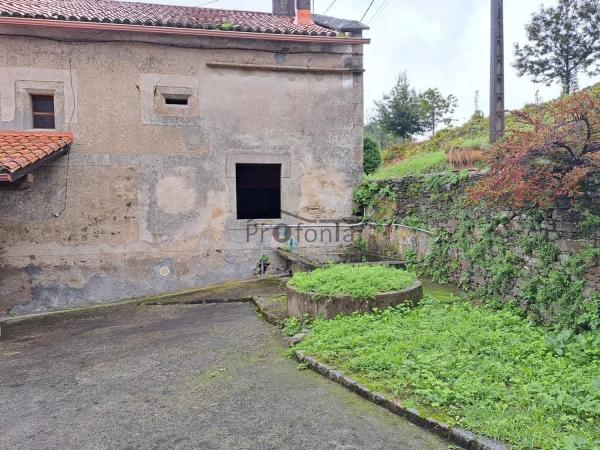 Casa independiente en calle Maial