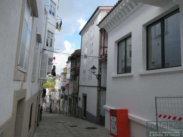 Casa independiente en calle Noas