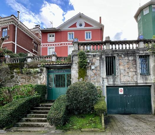 Casa independiente en avenida Habana