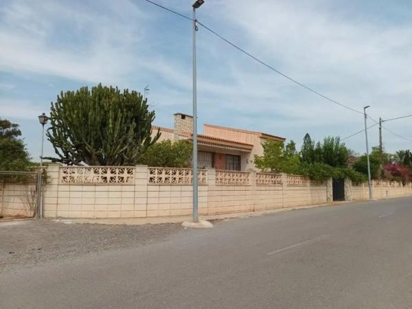 Casa independiente en calle de Gran Canaria