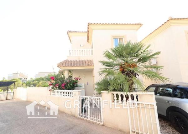 Chalet en Barrio Playa Flamenca