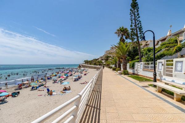 Chalet en Barrio Villamartín-Las Filipinas