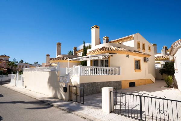 Casa independiente en calle Cala Capitan