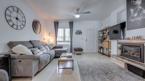 Chalet en Barrio Lomas de Campoamor-Las Ramblas