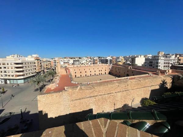 Piso en calle Almirante Antequera