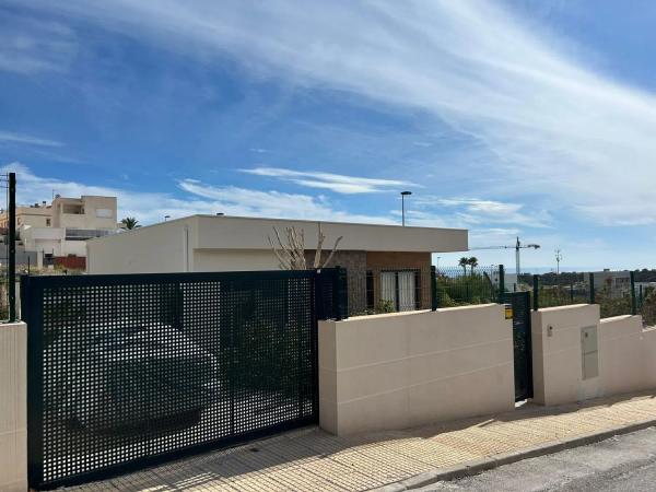 Casa independiente en avenida Sevilla