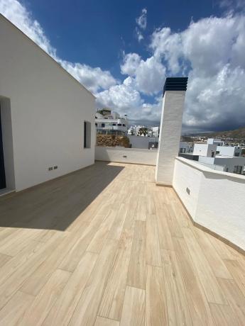 Chalet adosado en avenida Costa Blanca, 51