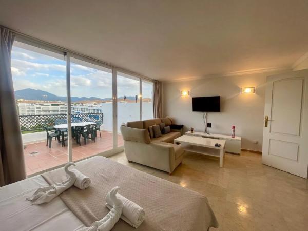 Dúplex en Barrio Puerto Banús