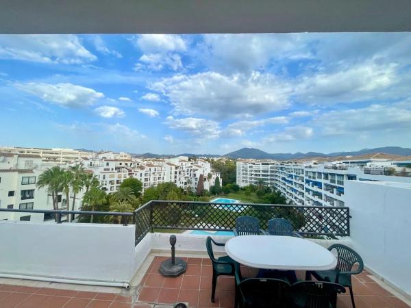 Dúplex en Barrio Puerto Banús