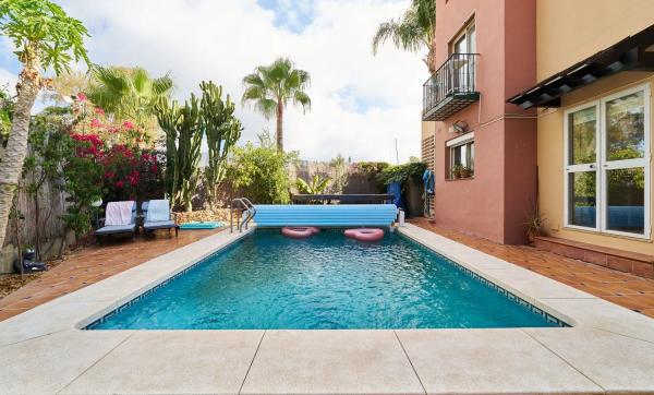 Casa independiente en calle Río Miño