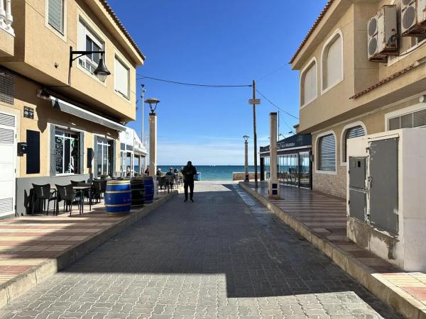 Casa independiente en calle del Pla de Sarrió