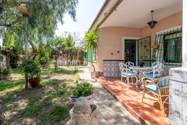 Casa independiente en calle Joan d'Àustria