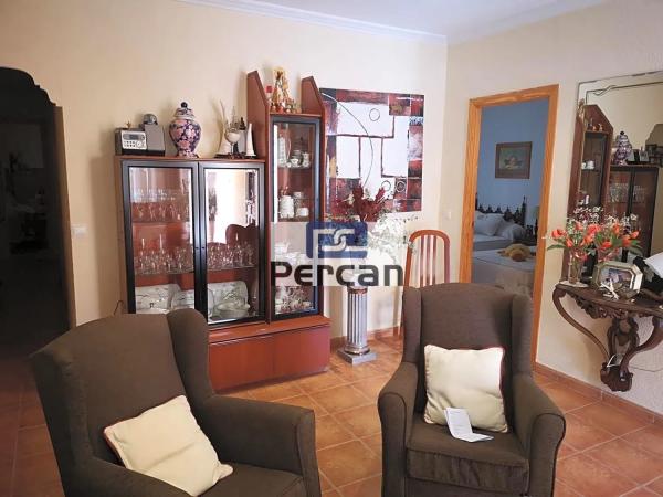 Chalet pareado en calle Creu de Maig