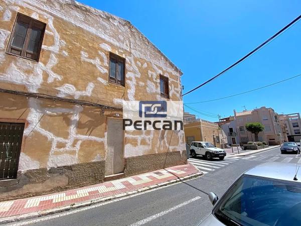 Casa independiente en calle de Santa Teresa, 12