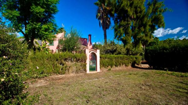 Casa independiente en camino Loma los Lirios