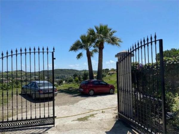 Casa independiente en calle Pilar de Farinós