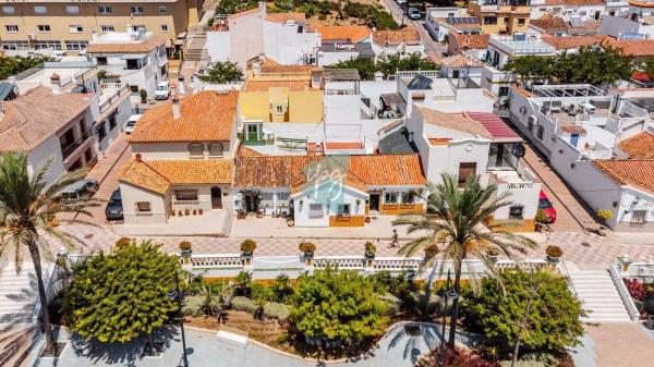 Casa independiente en avenida del Puerto s/n