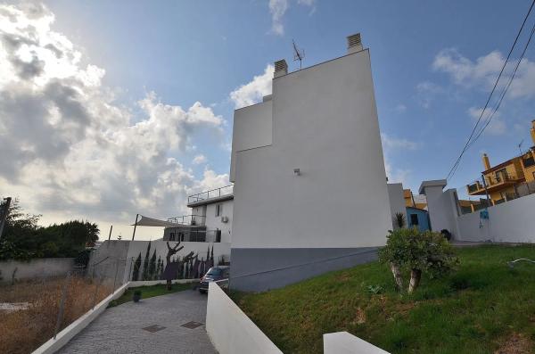 Casa independiente en calle las Palmas