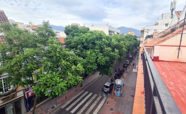 Piso en avenida de los Boliches