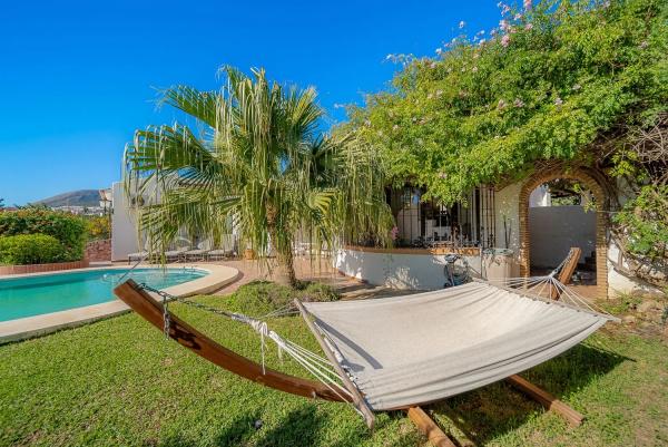 Casa independiente en avenida del Pacífico