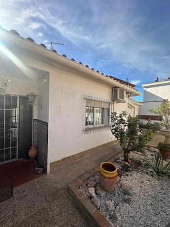 Casa independiente en calle los Almendros, 41