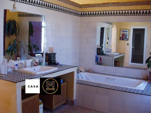 Chalet en Barrio Casablanca - La Viñuela