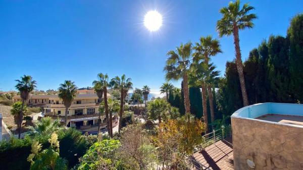 Casa independiente en avenida Estrella del Mar, 1