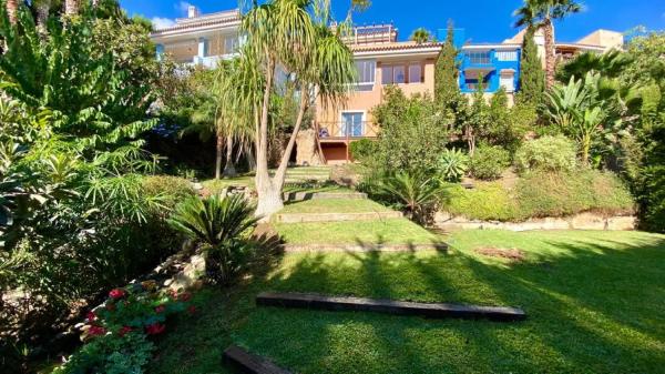 Casa independiente en avenida Estrella del Mar, 1