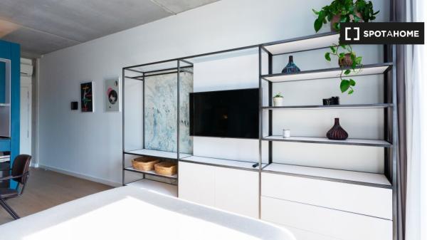 Estudio amueblado en un Co-Living en Barcelona