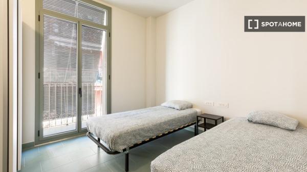 Ganze 3 Schlafzimmer Wohnung in Barcelona